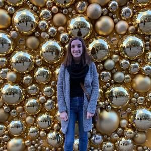 Meet your Posher, Avery